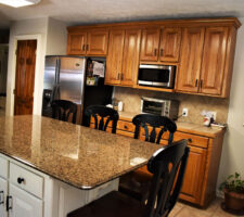 granite / ceramic backsplash